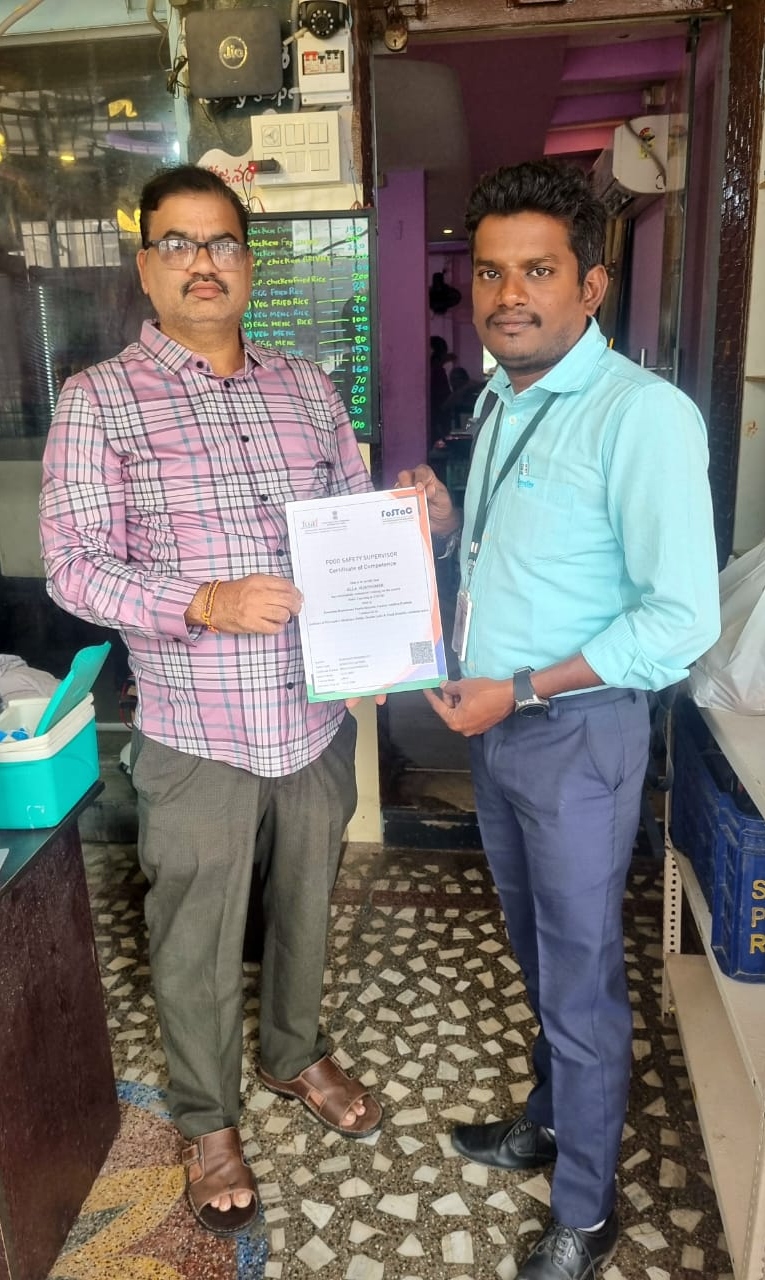 Certificate Handover in Shop