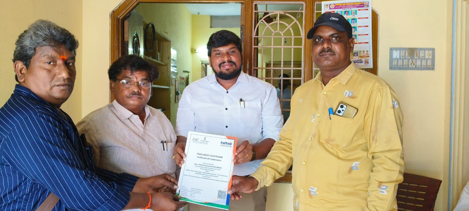 Certificate Handover in Shop